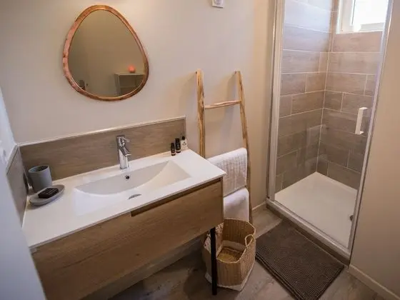 Standard Tek Büyük Yataklı Oda, Banyolu/Duşlu, Şehir Manzaralı