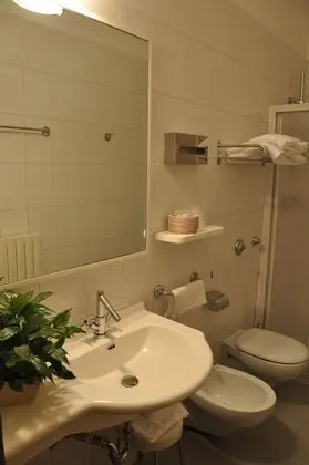 İki Ayrı Yataklı Oda, 2 Tek Kişilik Yatak