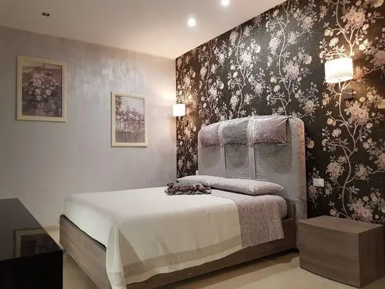 Romantic Tek Büyük Yataklı Oda