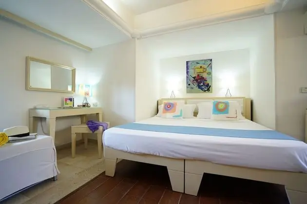 Comfort Büyük Yataklı Tek Kişilik Oda