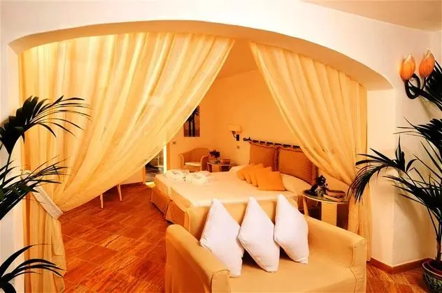 1 Çift Kişilik Veya 2 Tek Kişilik Yatak Deluxe