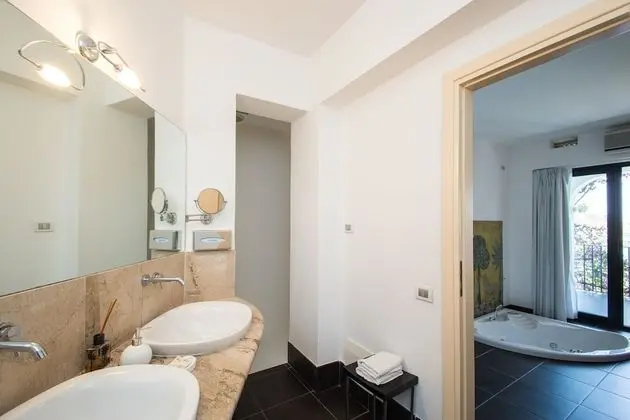 Junior Süit (Quadruple)