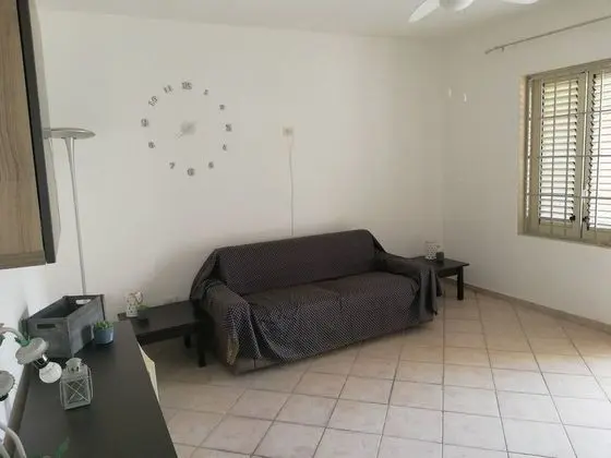 Apart Daire, 2 Yatak Odası, Zemin Kat