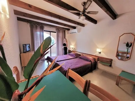 Grand Studio