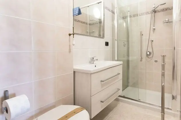 Classic İki Ayrı Yataklı Oda, Sigara İçilmez, Banyolu/Duşlu (Purple Room)