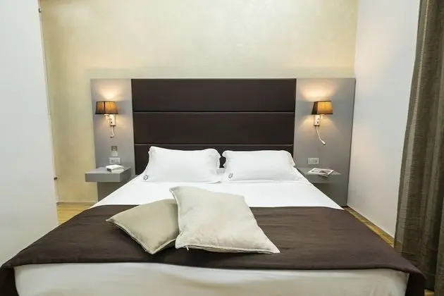 Comfort Tek Büyük veya İki Ayrı Yataklı Oda