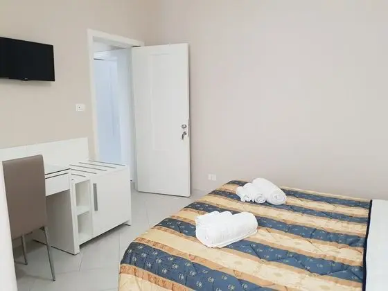 Tek Büyük Yataklı Oda