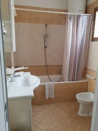 Üç Kişilik Oda