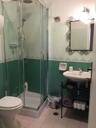 Superior Tek Kişilik Oda, Ortak Banyo
