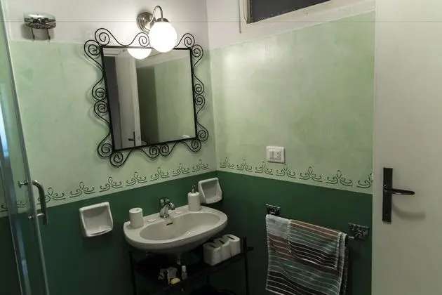 Üç Kişilik Oda, Özel Banyo (External)