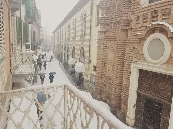 Deluxe Tek Büyük Yataklı Oda, Balkon