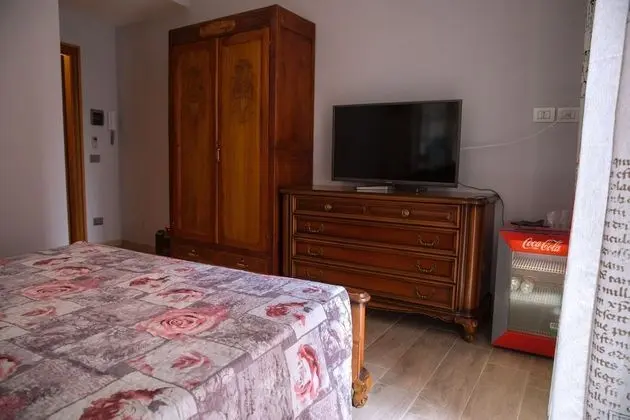 Economy Tek Büyük Yataklı Oda