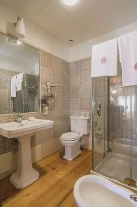 Superior Tek Büyük Yataklı Oda, 2 Tek Kişilik Yatak