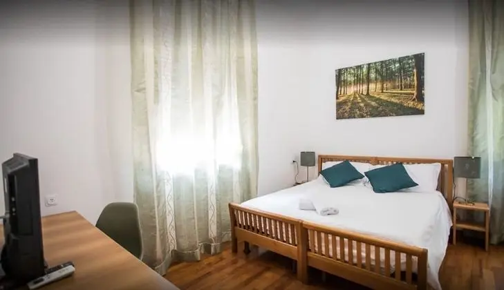 Classic Tek Büyük veya İki Ayrı Yataklı Oda