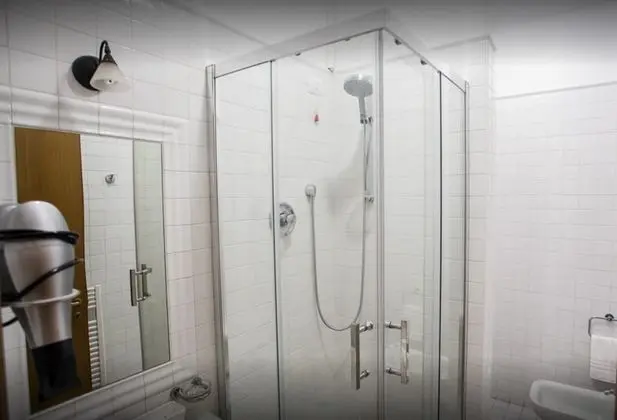 Superior Tek Büyük veya İki Ayrı Yataklı Oda