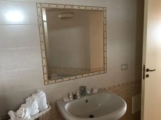 Deluxe Tek Büyük Yataklı Oda, Deniz Manzaralı