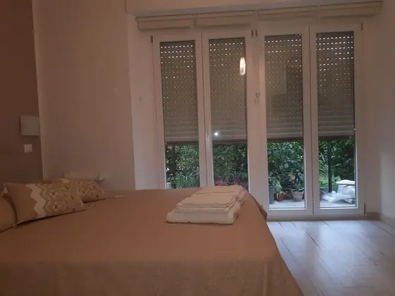 Tek Büyük Yataklı Oda, Bahçe Manzaralı