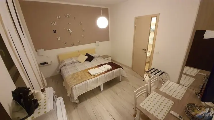 Tek Büyük Yataklı Oda, Bahçe Manzaralı