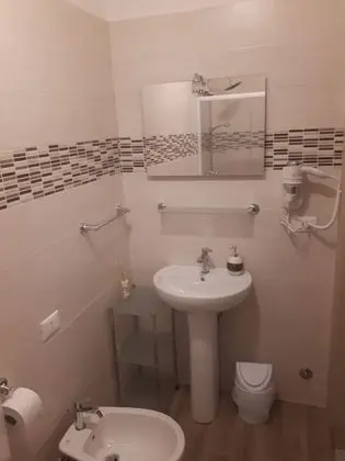 Tek Büyük Yataklı Oda, Bahçe Manzaralı