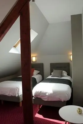 İki Ayrı Yataklı Oda, 2 Tek Kişilik Yatak