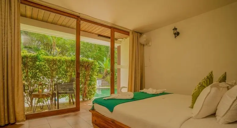 Comfort Tek Büyük Yataklı Oda