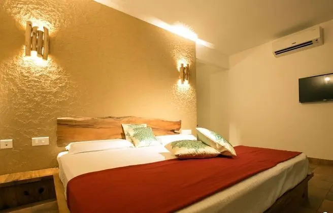 Comfort Tek Büyük Yataklı Oda