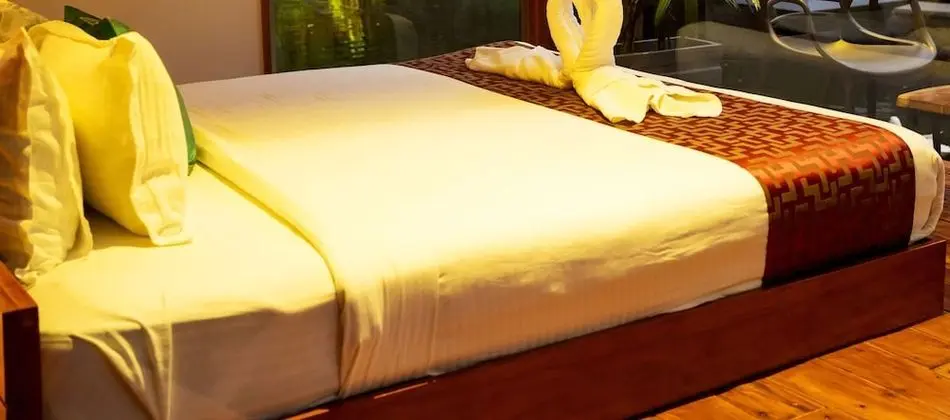 Honeymoon Kulübe, 1 En Büyük (King) Boy Yatak, Göl Manzaralı, Göl Kenarı