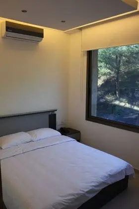 Süit, Havuz Manzaralı, Havuz Kenarı