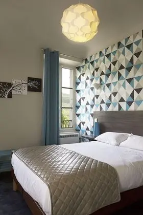 Tek Büyük Yataklı Oda, Sigara İçilmez