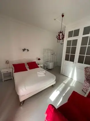 Comfort Tek Büyük Yataklı Oda