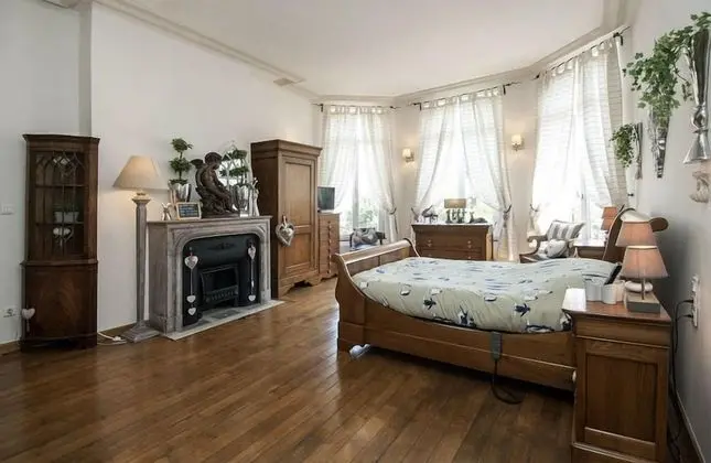 Tek Büyük Yataklı Oda