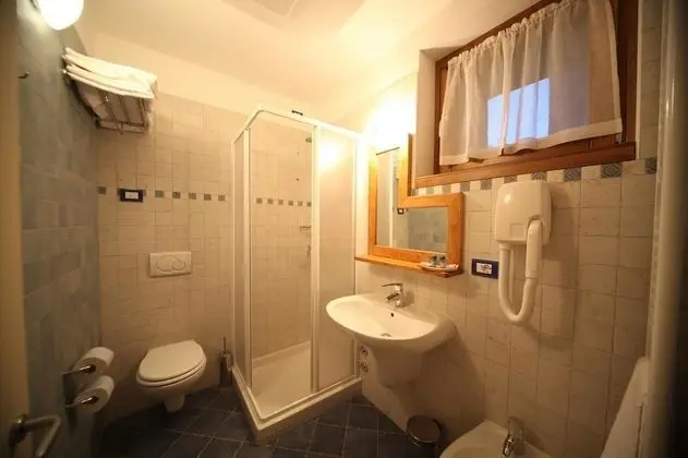 Deluxe Tek Büyük Yataklı Oda, Balkon