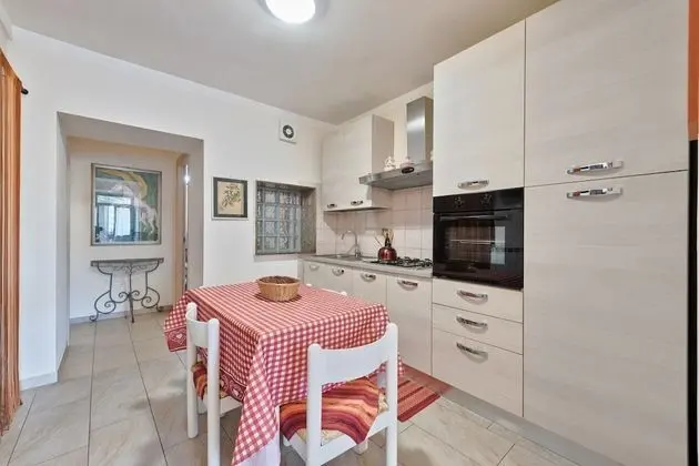 Apart Daire, 2 Yatak Odası, Sigara İçilmez
