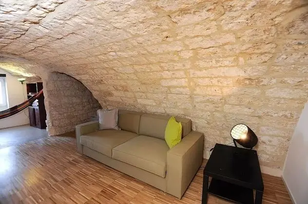 Çatı Katı (Loft) (La Pinta)