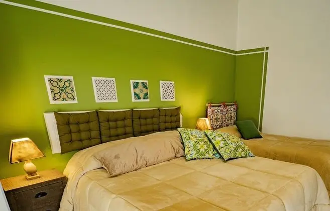 Üç Kişilik Oda