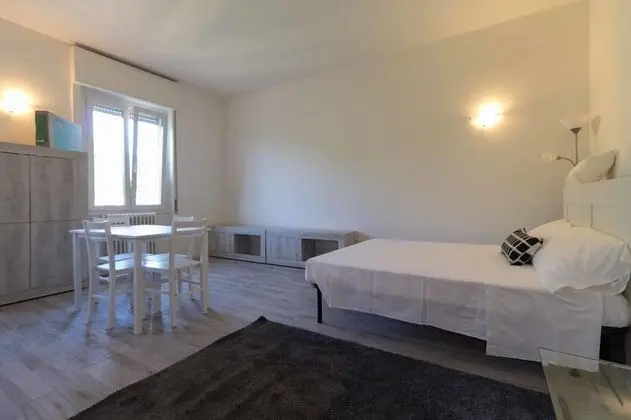 Stüdyo, Sigara İçilmez