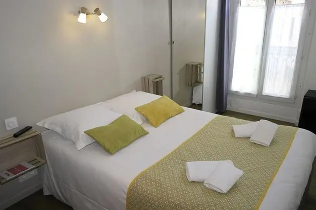 Tek Büyük Yataklı Oda (Chambre double vue rue)