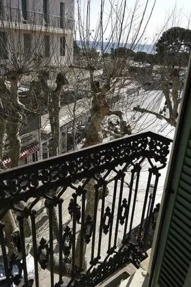 Tek Büyük Yataklı Oda (Chambre double vue rue)