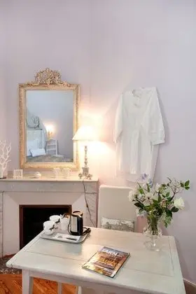 Tek Büyük Yataklı Oda (Romantique)