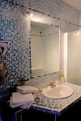 Standard Tek Büyük Yataklı Oda, Dağ Manzaralı