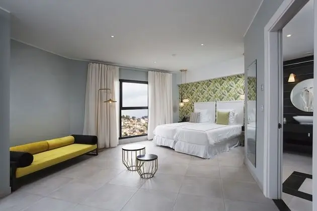 Luxury Tek Büyük Yataklı Oda