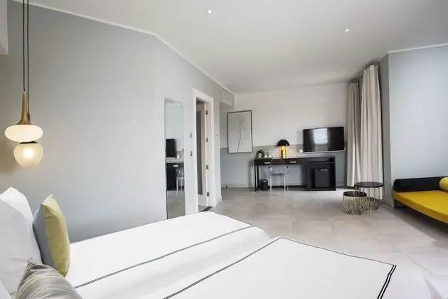 Luxury Tek Büyük Yataklı Oda