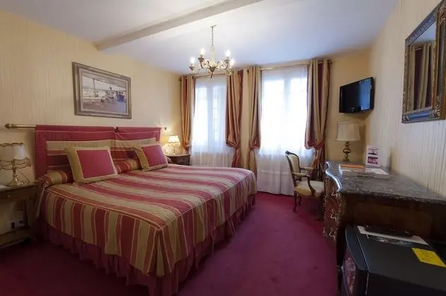 Tek Büyük Yataklı Oda (Village)