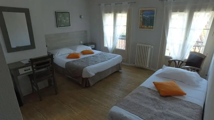 Family Üç Kişilik Oda