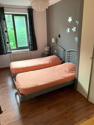 Üç Kişilik Oda, Ortak Banyo