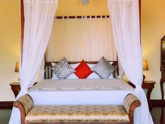 Deluxe Room with Pool View