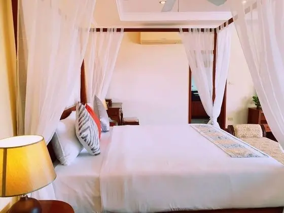 Deluxe Room with Pool View