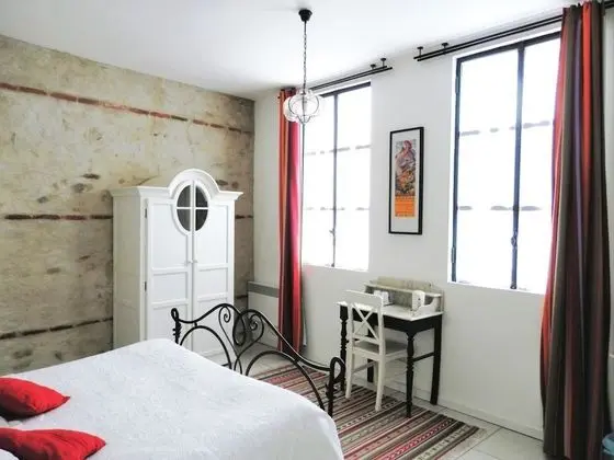 Comfort Tek Büyük Yataklı Oda