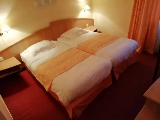 İki Ayrı Yataklı Oda