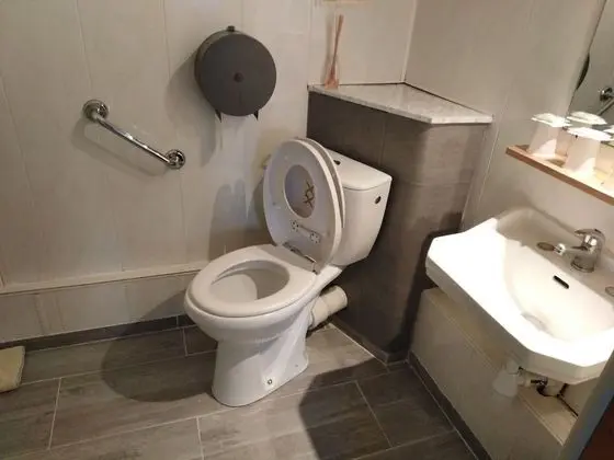 Standard Dört Kişilik Oda